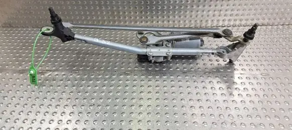 BMW X1 E84 Front wiper linkage and motor 2992465