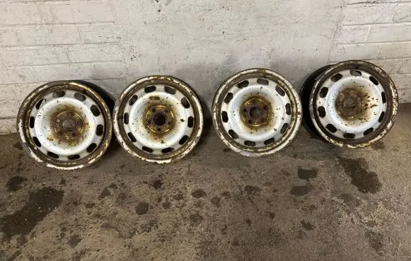 Volkswagen Golf IV R15 steel rim 