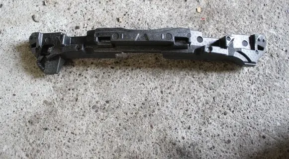 Renault Zoe Front bumper foam support bar 620937872R