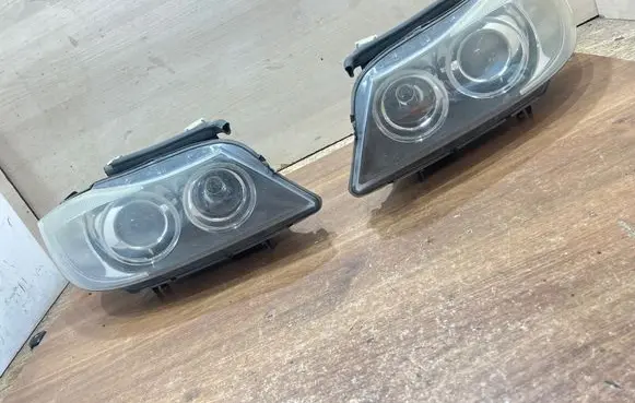 BMW 3 E90 E91 Headlights/headlamps set 6942737 6942738
