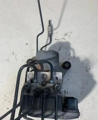 BMW 7 F01 F02 F03 F04 ABS Pump 6797036