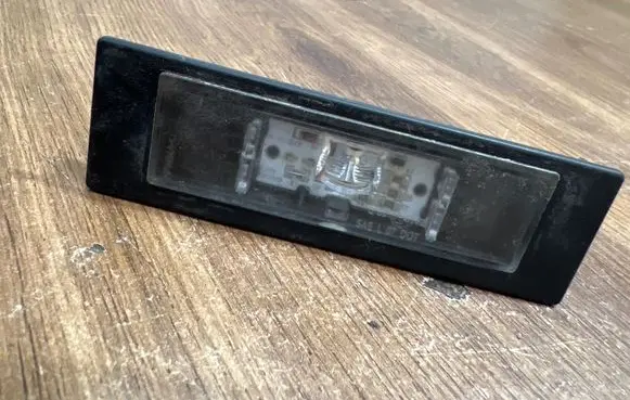 BMW 5 E60 E61 Number plate light 7193294