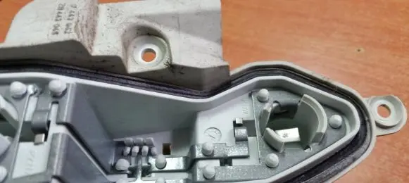 Tail light part
