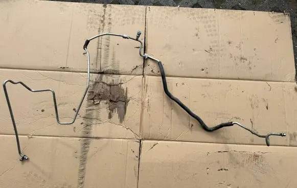Mitsubishi Lancer VIII Air conditioning (A/C) pipe/hose