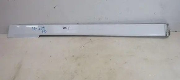 Mercedes-Benz Vito Viano W639 Sliding door cover cap A6396913308