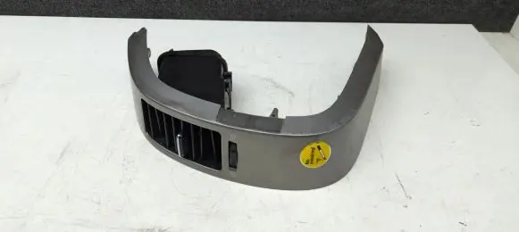 Toyota Prius (XW20) Dashboard side air vent grill/cover trim 5568047020