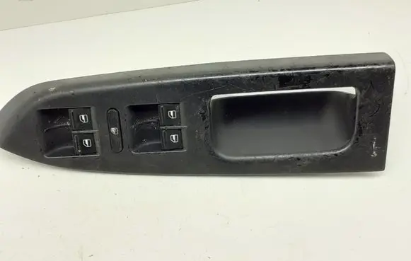 Volkswagen Touran I Front door interior handle trim 1T1867371F 1K4959857
