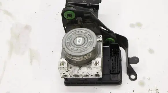 Audi A3 8Y Master brake cylinder 5WA614517BJ
