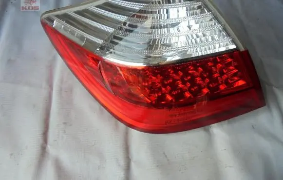 Hyundai Genesis Rear/tail lights 92401-3M0