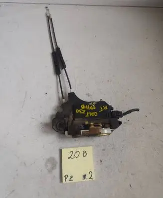 Mitsubishi Colt Rear door lock 389748