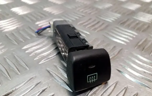 Hyundai Santa Fe Windscreen/window heater switch 9371026500
