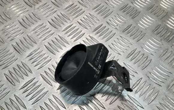 Mercedes-Benz GLA W156 X156 Alarm system siren A2228202926