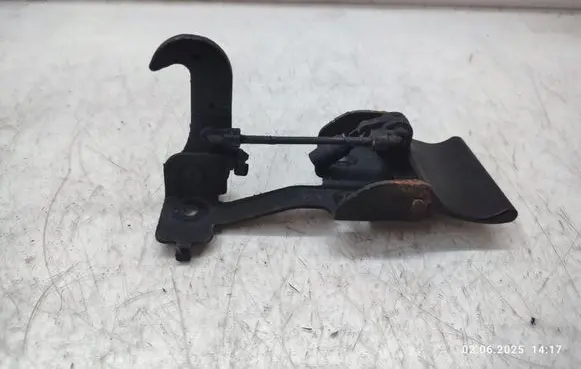 Hyundai Tucson TL Engine bonnet/hood lock/latch loop/hook 