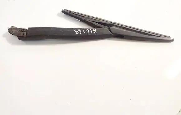 Opel Corsa D Front wiper blade arm 
