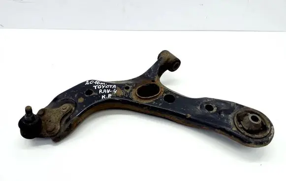 Toyota RAV 4 (XA40) Front lower control arm/wishbone 