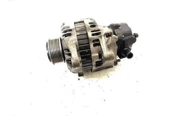 KIA Sorento Generator/alternator 373004A110 AF111393