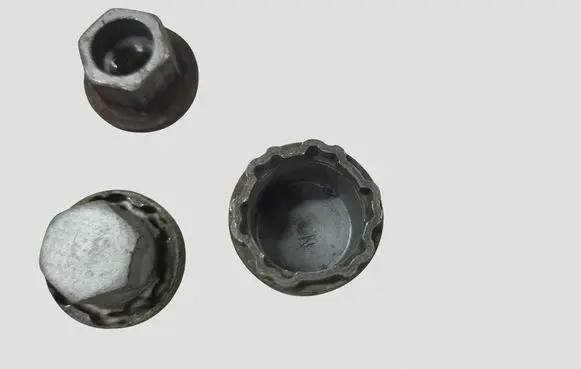 Volvo V40 Cross country Nuts/bolts