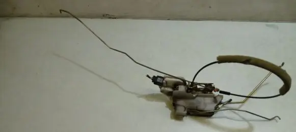 Mitsubishi Pajero Front door lock