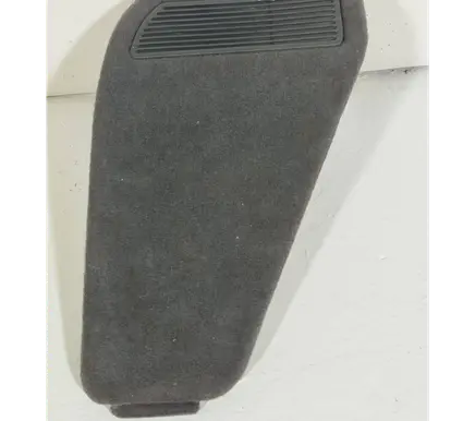 Audi A3 S3 8L Other trunk/boot trim element 8L0863989