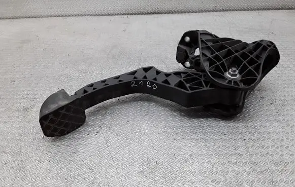 Clutch pedal