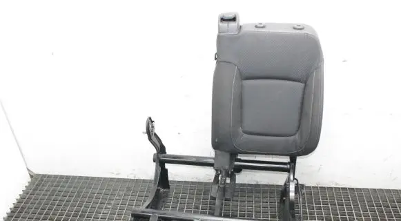 Renault Trafic III (X82) Front driver seat 