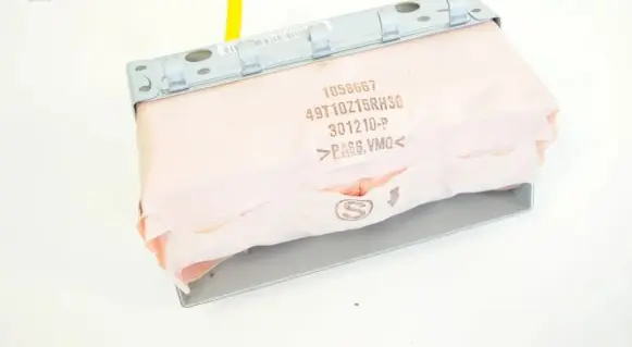 Subaru Outback Passenger airbag 1058667 49T10Z15RH30