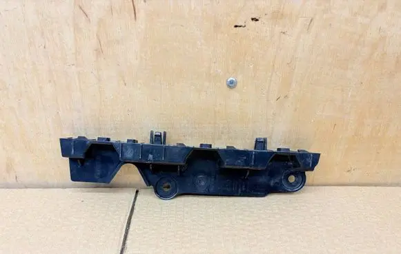 Renault Master III Front bumper mounting bracket 068803 620438971R