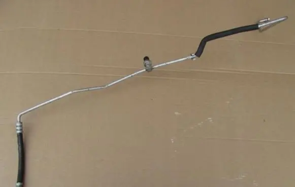 Suzuki Vitara (LY) Air conditioning (A/C) pipe/hose