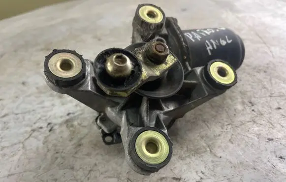 Nissan Patrol Y61 Wiper motor 28810vb900 085wm21225 000313
