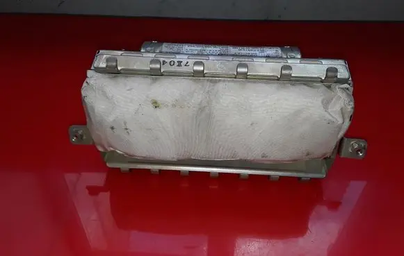 Suzuki Grand Vitara II Passenger airbag 7391065J11E PE65J1N285D0118