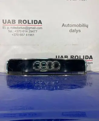 Audi A2 Front bumper upper radiator grill 8Z0853321