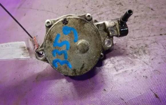 Ford Fiesta Vacuum pump