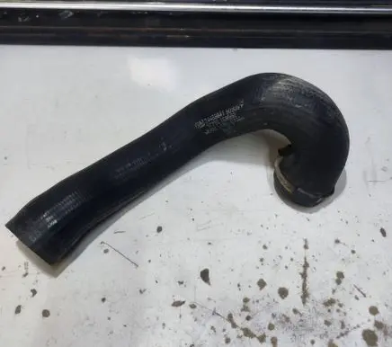 Opel Zafira B Intercooler hose/pipe 24459841