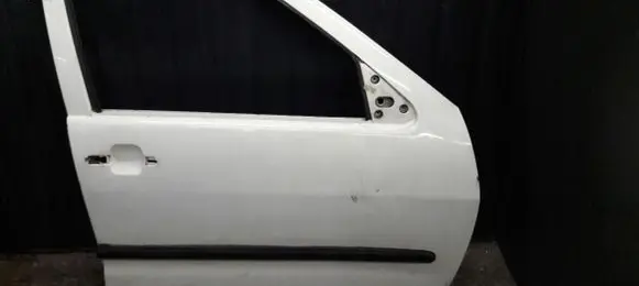 Volkswagen Caddy Front door