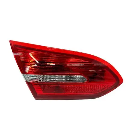 Ford Focus Tailgate rear/tail lights F1EB13A603DD