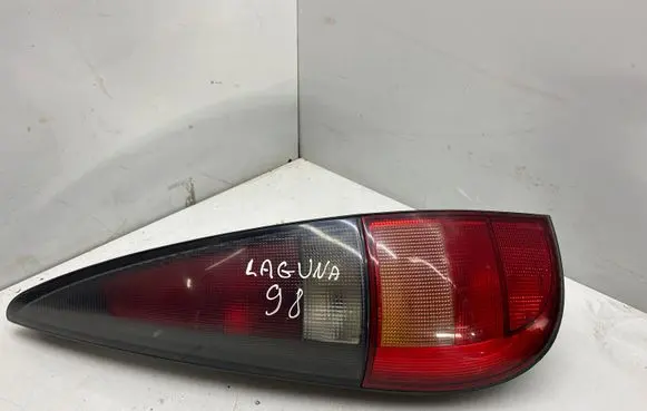 Renault Laguna I Rear/tail lights