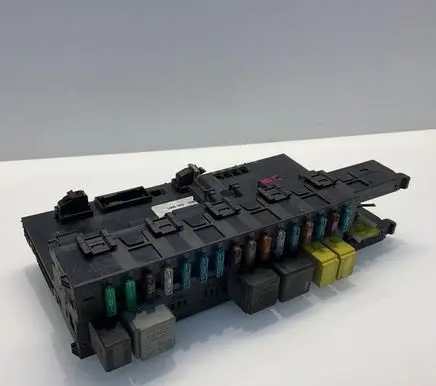 Mercedes-Benz C W203 SAM control unit 2035451801 5DK00848640 A2035451801