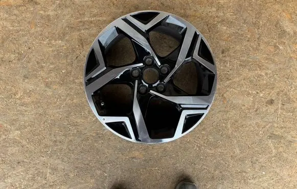 KIA Sportage R17 alloy rim 52910R2100 B004975