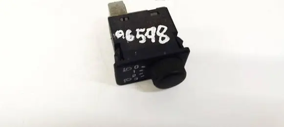 Nissan Almera Tino Headlight level height control switch 36997B