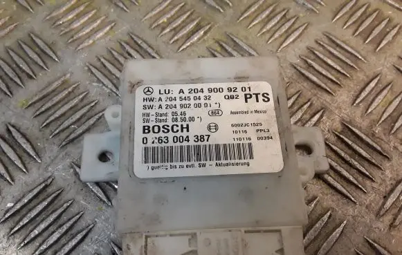 Mercedes-Benz C W204 Parking PDC control unit/module 2049009201 A2049009201