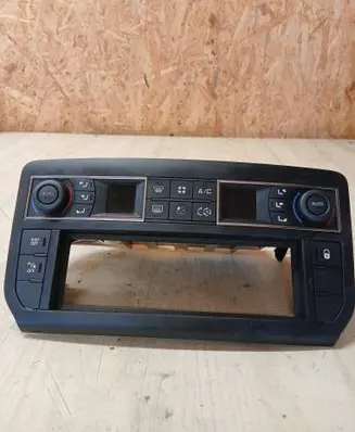 Citroen C5 Climate control unit 96829415ZD 5HB00933205 K32260050019