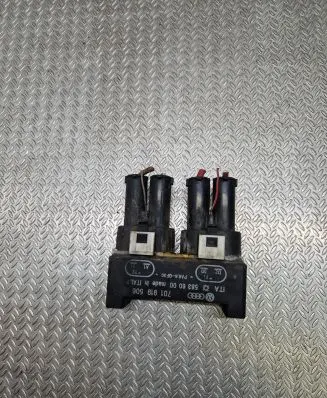 Audi A6 S6 C5 4B Coolant fan relay 5836000 701919506