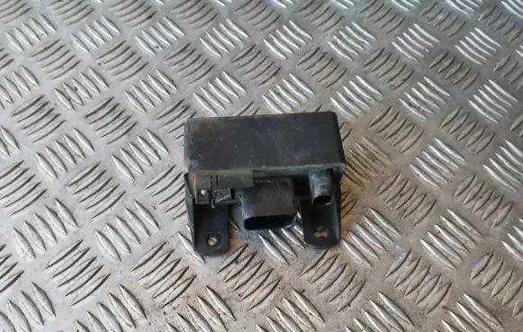 Mercedes-Benz ML W163 Glow plug pre-heat relay