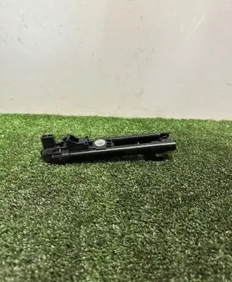 Porsche Macan (95B) Seat belt adjustment rail 3C8857819