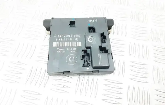 Mercedes-Benz CLS C219 Door control unit/module 2198200226