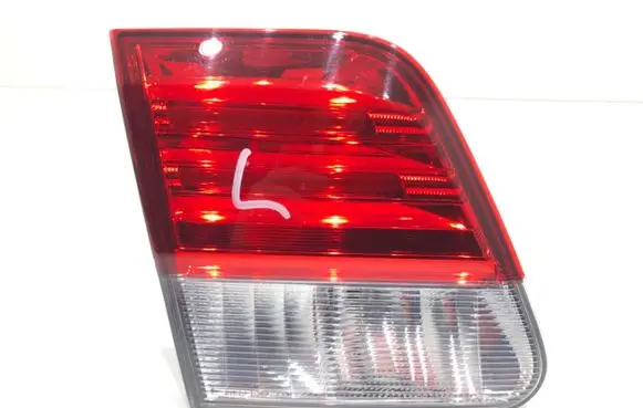 Toyota Avensis T270 Rear/tail lights