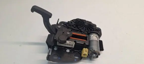 Porsche Boxster 981 Convertible roof lock/latch 10811670700 V004793 22032017