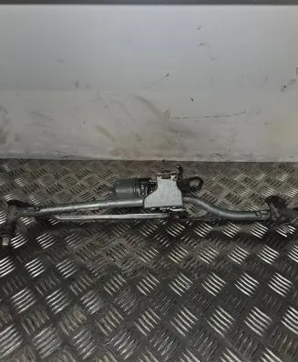Audi A4 S4 B7 8E 8H Front wiper linkage and motor 0390241509