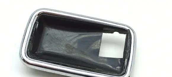 Mercedes-Benz 280 450 W116 Front door handle cover 1087660511 KAU2822