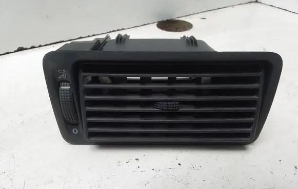 Volkswagen Golf IV Dashboard side air vent grill/cover trim 1355D3349 1J1819704C 1J1819710C